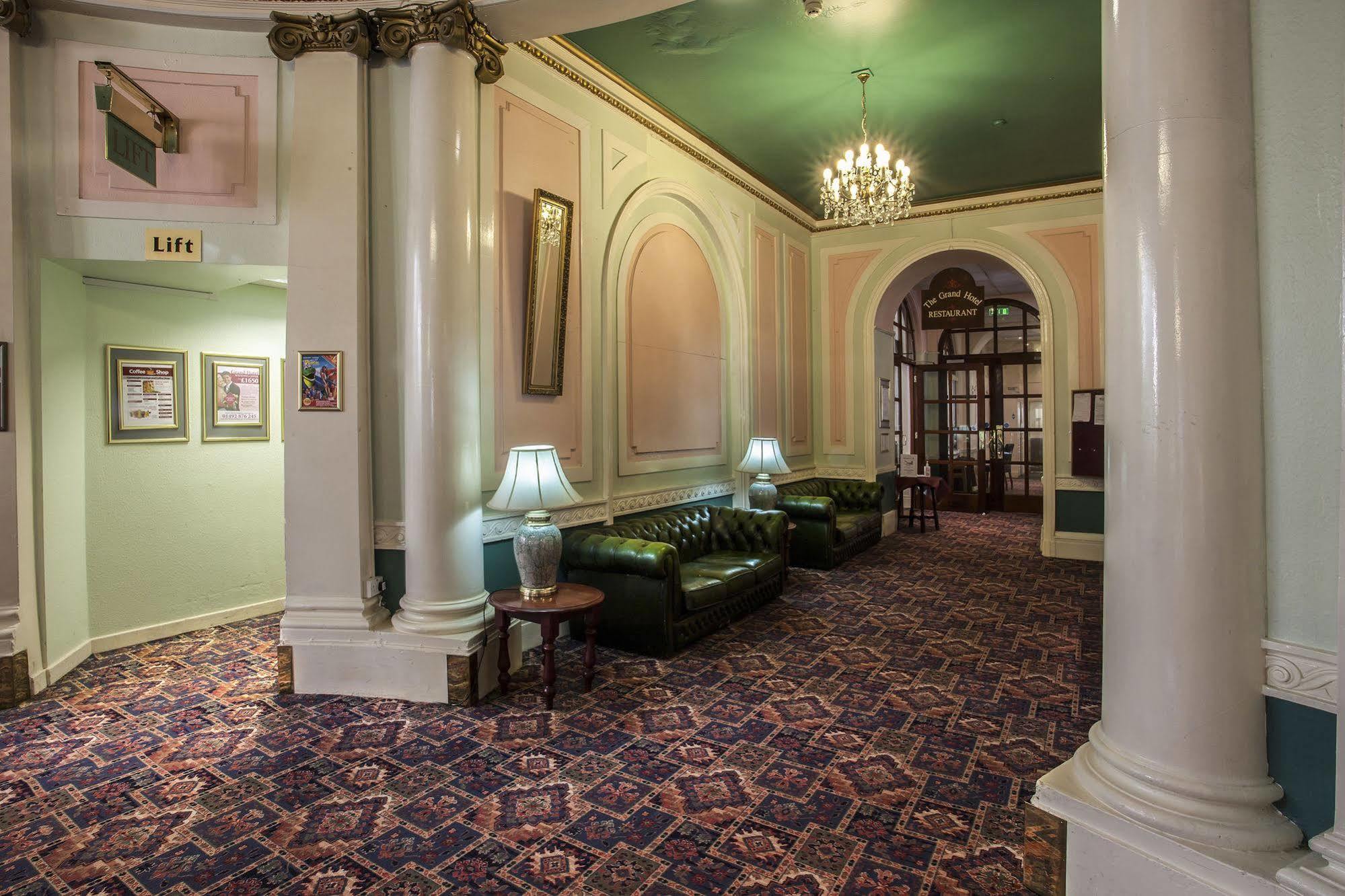 The Grand Hotel Llandudno Exterior photo